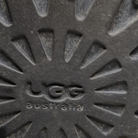 UGG Bailey Button Boots - Picture 5 of 7